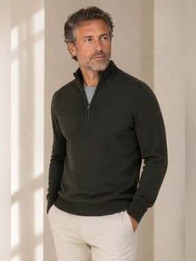 Men’s Magaschoni Cashmere 1/4 Zip Sweater. Size XL